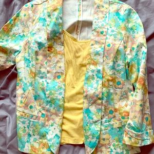 Cute blazer for spring! Size medium
